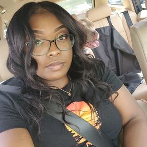 Meet your Posher, Samara